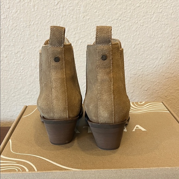 Patina / Portland Leather Dakota Western Boot - Taupe- Size 7.5 - Picture 3 of 11